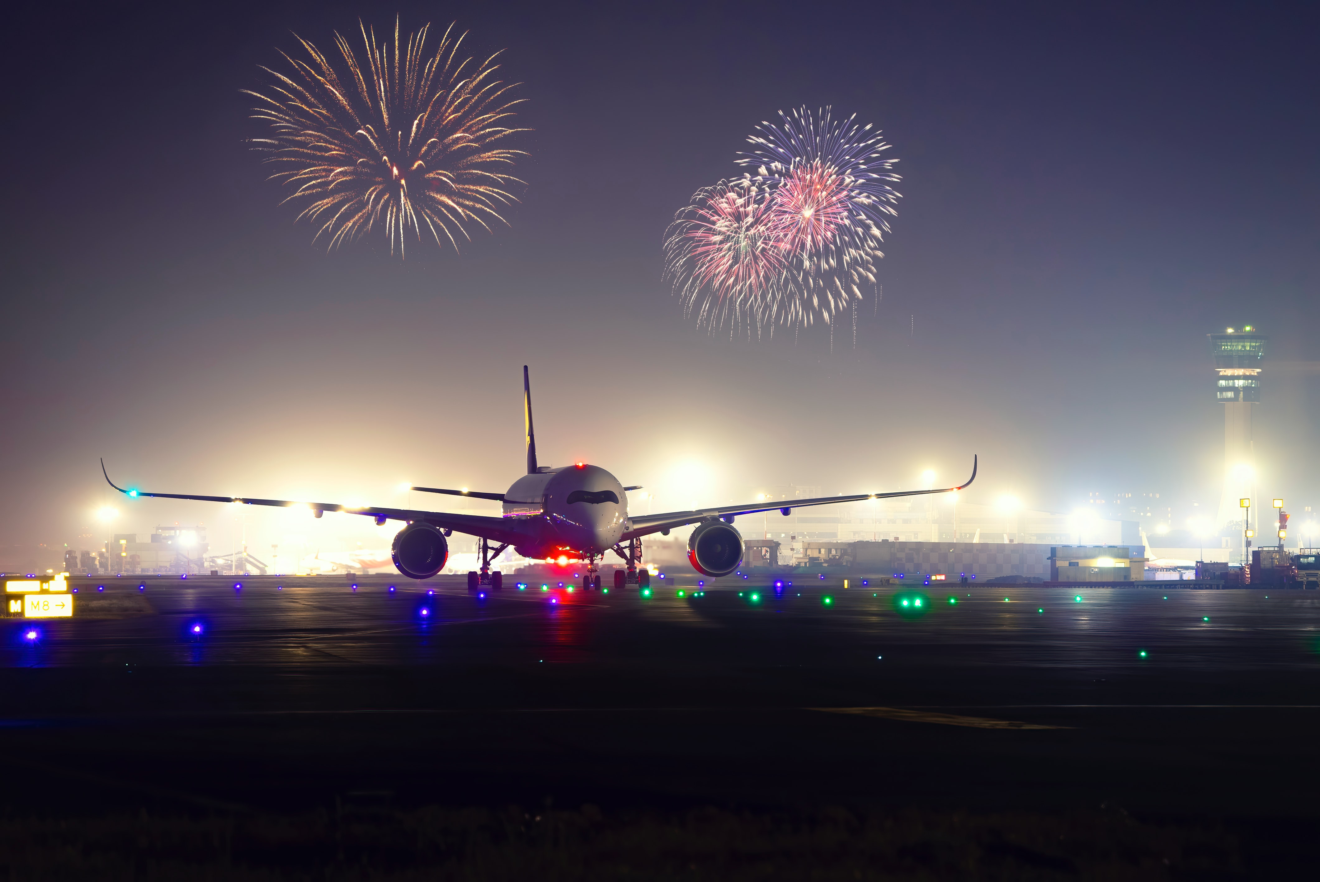 SQ A350 & Fireworks